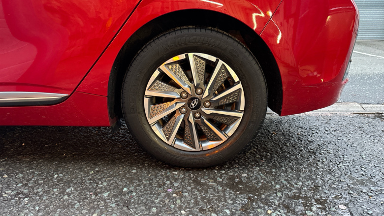 Hyundai IONIQ 100kW Premium SE 38kWh 5dr Auto Electric Hatchback